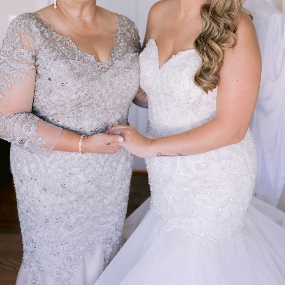Wedding dress